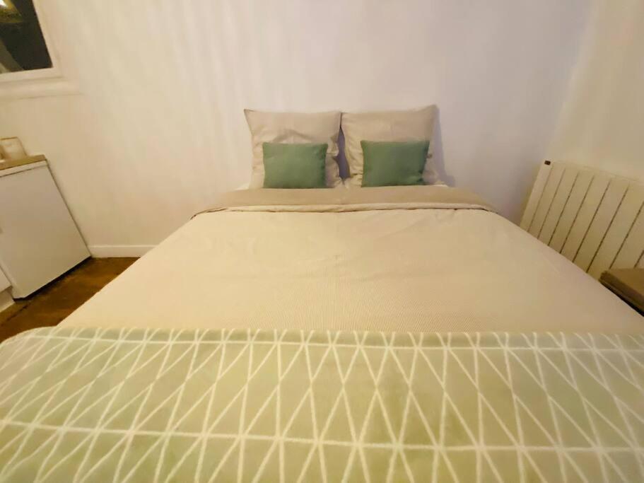 Studio Avec Lit Queen Size Au Pied Du Tramway 3. Villemomble Ngoại thất bức ảnh