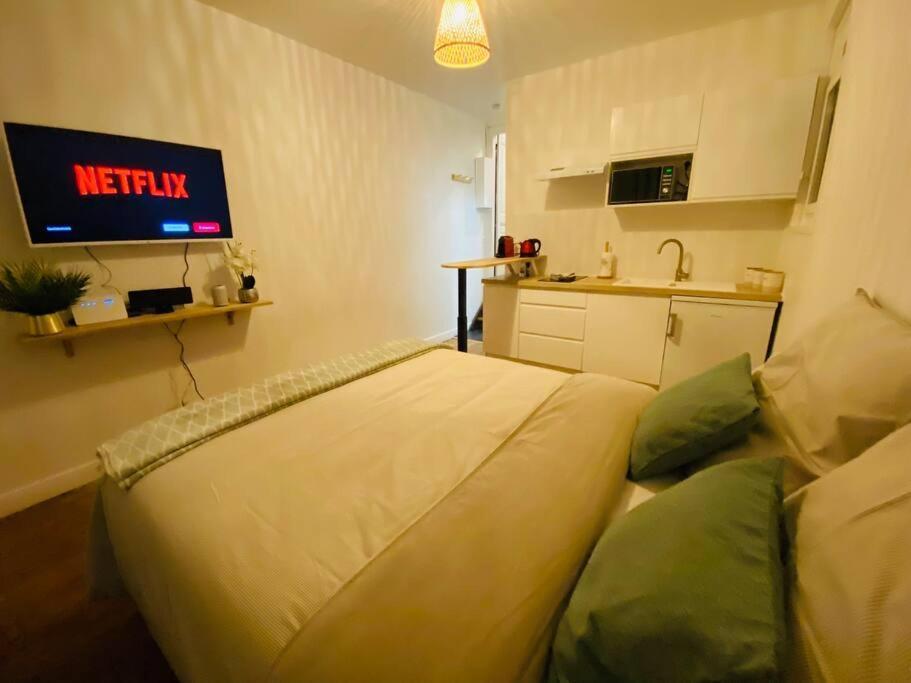 Studio Avec Lit Queen Size Au Pied Du Tramway 3. Villemomble Ngoại thất bức ảnh